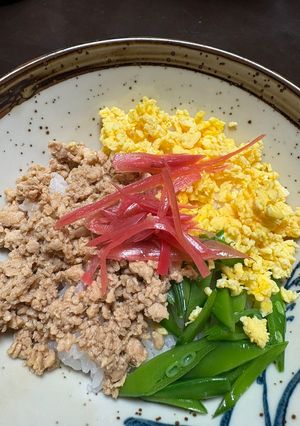 春の三色丼-レシピのメイン写真