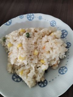 炊飯器で海老ピラフ-レシピのメイン写真