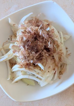簡単★昼食！玉ねぎとおかかのポン酢サラダ-レシピのメイン写真