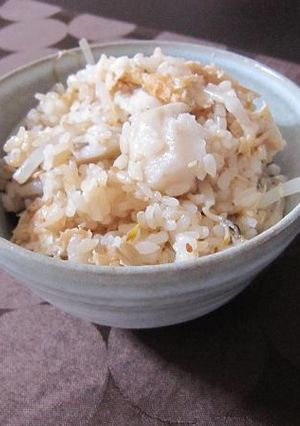 サトイモとモヤシの節約炊き込みご飯-レシピのメイン写真