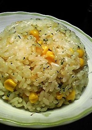 ★コーンたっぷりღコンソメ炊き込みご飯★-レシピのメイン写真