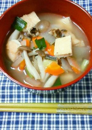 丸ごと食べる、野菜たっぶり汁-レシピのメイン写真