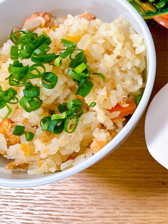 優しい味✳︎ 鮭の炊き込みご飯-レシピのメイン写真