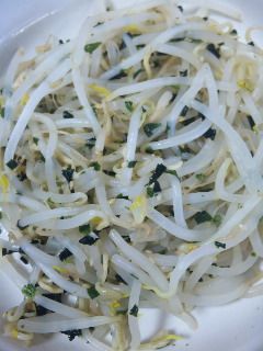 ダイエットにも・ふりかけでもやしの和え物-レシピのメイン写真