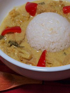 カリフラワーとチキンのイエローカレー!-レシピのメイン写真