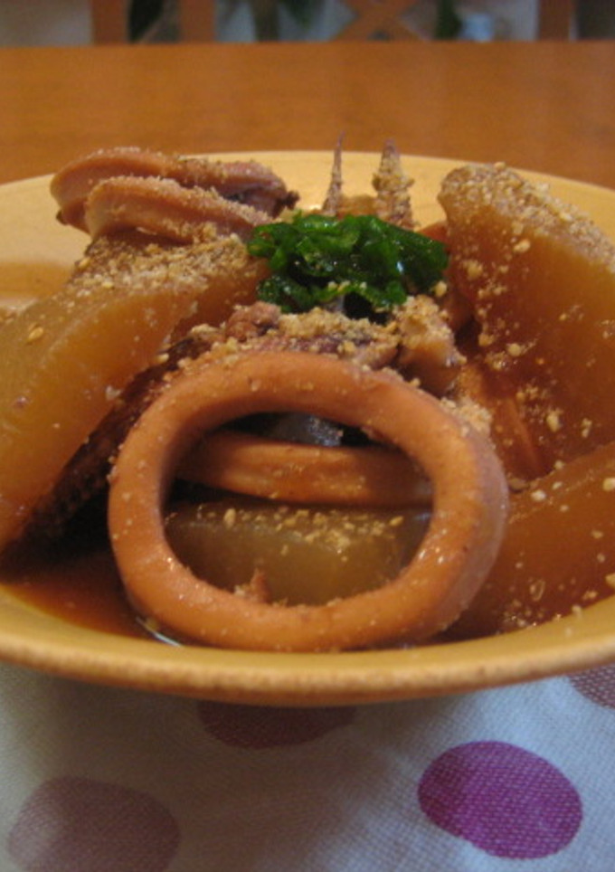 簡単イカと大根の煮物♪♪-レシピのメイン写真