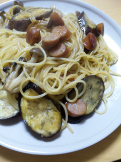 なすとしめじとソーセージでパスタ♪-レシピのメイン写真
