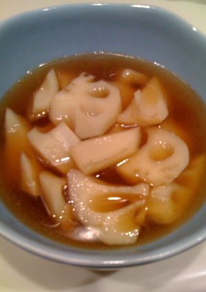 れんこんの煮物。麺つゆで簡単調理！-レシピのメイン写真