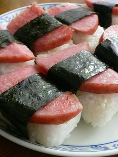 ハムステーキでおにぎり-レシピのメイン写真