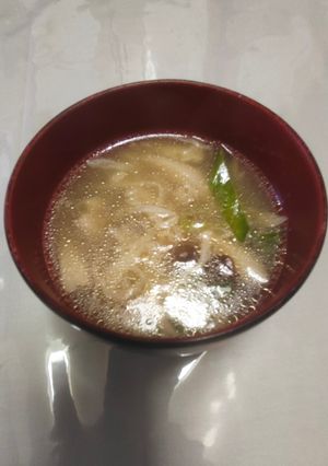秋はこれ🐓🍄‍🟫きのこたっぷりの鶏汁-レシピのメイン写真