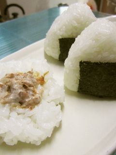 ㋻我が家の定番☆おかかマヨおにぎり-レシピのメイン写真