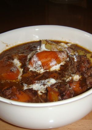 ☆めちゃ簡単牛すね肉の赤ワイン煮込み☆-レシピのメイン写真