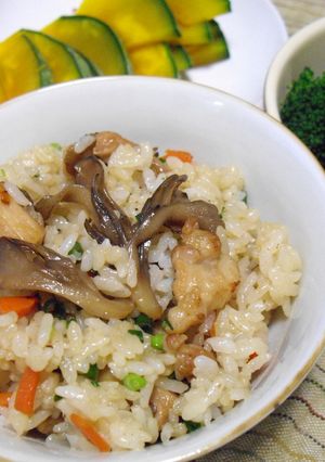 【健康】まいたけと鶏肉の混ぜご飯-レシピのメイン写真