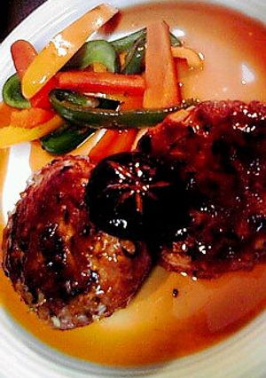 お皿は秋色☆ハンバーグ照り焼きソース-レシピのメイン写真