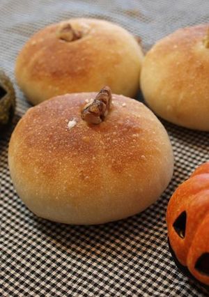 かぼちゃあんパンでハロウィン-レシピのメイン写真