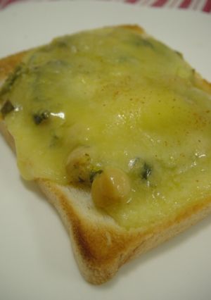カレーチーズトースト-レシピのメイン写真
