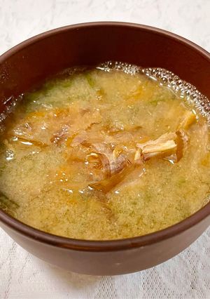 生メカブと鰹節の旨味噌汁-レシピのメイン写真