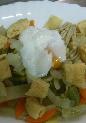 温泉卵と温野菜のサラダ-レシピのメイン写真