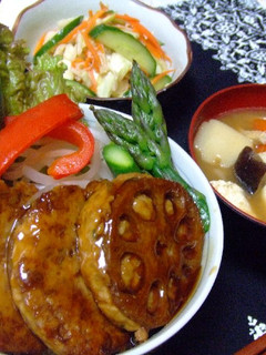 シャキシャキ蓮根つくね丼-レシピのメイン写真