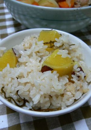 塩昆布入りさつま芋ご飯-レシピのメイン写真