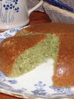 炊飯器ケーキ♪ ほうれん草とゴマの薫り高いケーキ-レシピのメイン写真