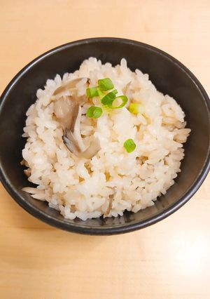 塩昆布のきのこバターご飯-レシピのメイン写真