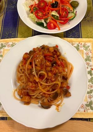 茄子とガーリックとパプリカのトマトソースパスタ-レシピのメイン写真