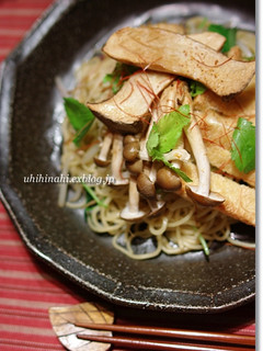 焼ききのことカリカリお揚げの焼きそば-レシピのメイン写真