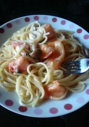 トマトとしめじのミルクチーズパスタ-レシピのメイン写真