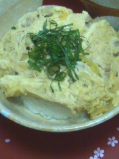 親子丼〜学食の味☆卵焼き器でピタリ2人前-レシピのメイン写真