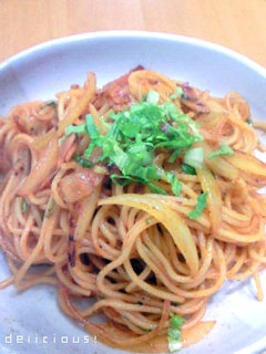 ベーコンとセロリの葉のナポリタン-レシピのメイン写真