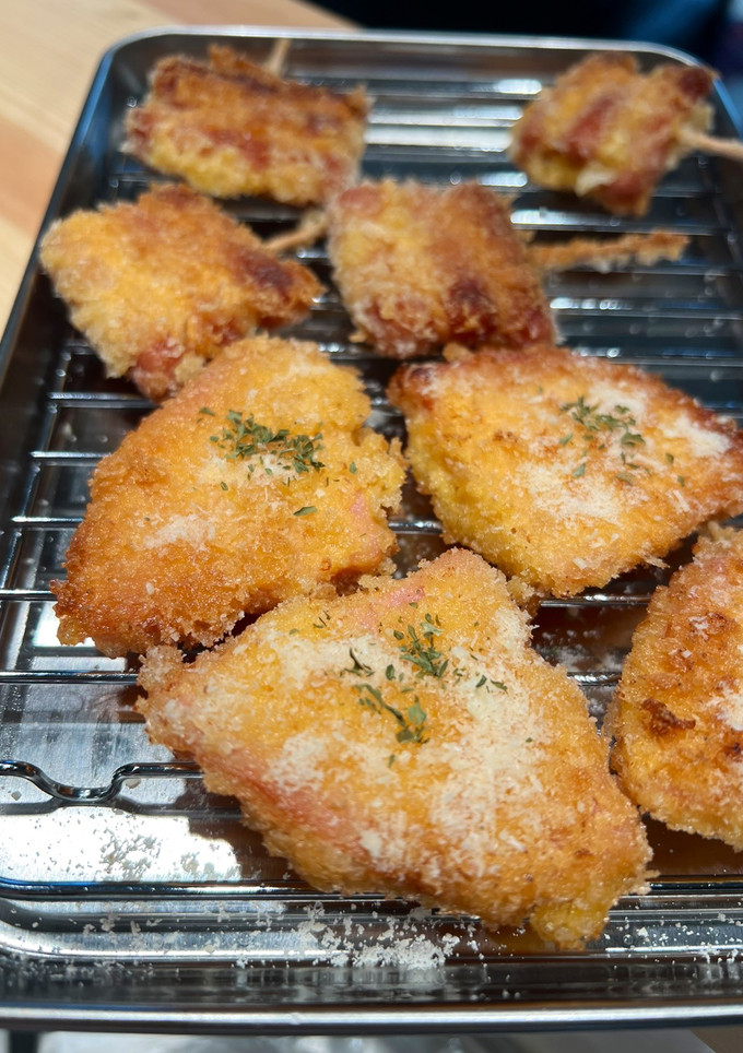 簡単☆手が汚れないハムカツとソーセージ-レシピのメイン写真