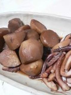 我が家のイカと里芋の煮物-レシピのメイン写真