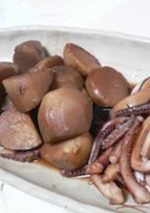 我が家のイカと里芋の煮物-レシピのメイン写真
