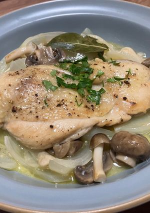 鶏もも肉ときのこの白ワイン煮込み-レシピのメイン写真