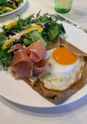 ブランチにぴったり、そば粉のガレット-レシピのメイン写真