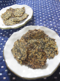 さつま芋入りごまたっぷり薄焼き煎餅-レシピのメイン写真