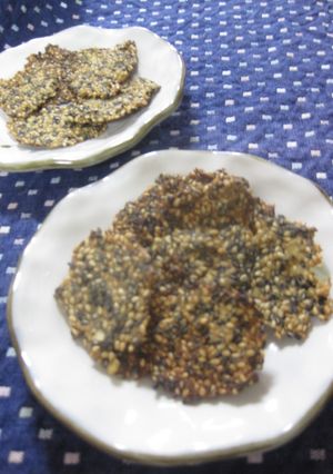 さつま芋入りごまたっぷり薄焼き煎餅-レシピのメイン写真