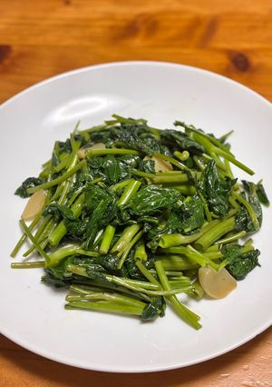 簡単！シャキシャキ！空芯菜の炒め物-レシピのメイン写真