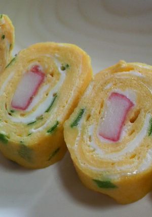 お弁当や朝食に★ニラとカニカマの卵焼き★-レシピのメイン写真