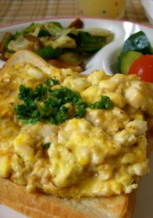 豆腐と卵のスクランブルトースト♡-レシピのメイン写真