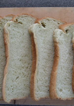 ＨＢにおまかせ☆ふんわり青汁食パン-レシピのメイン写真