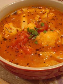 カリフラワーたっぷり☆トマトスープ-レシピのメイン写真