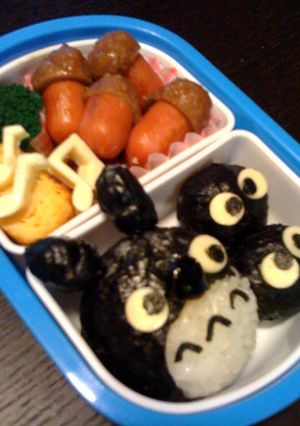 お弁当　トトロおにぎり＆どんぐり-レシピのメイン写真