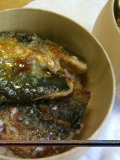 さんまの蒲焼どんぶり♪-レシピのメイン写真