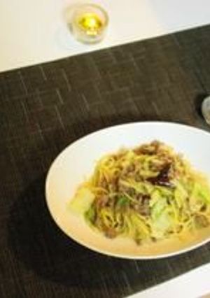 オシャレ♪キャベツと挽肉の白ワインパスタ-レシピのメイン写真