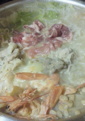 魚貝の旨味!超コクまろ味噌バター鍋-レシピのメイン写真