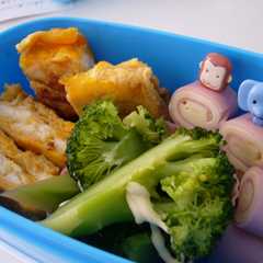 รูปของ お弁当に♪めんつゆバター☆で卵焼き♪