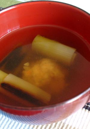 トロリ焼きねぎと鶏だんごのすまし汁-レシピのメイン写真