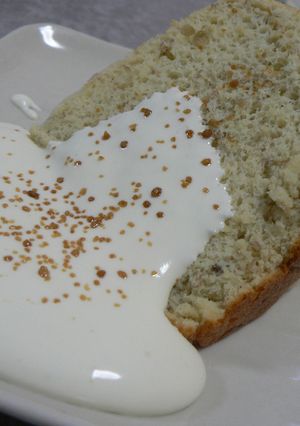 チーズ風味の生クリーム-レシピのメイン写真